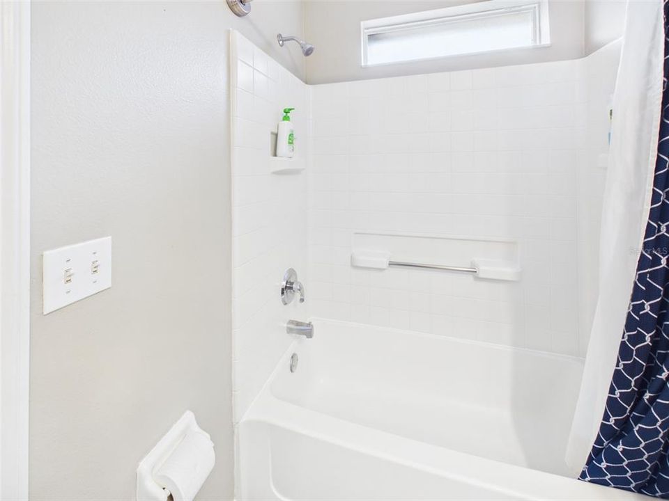 For Sale: $329,900 (3 beds, 2 baths, 1130 Square Feet)