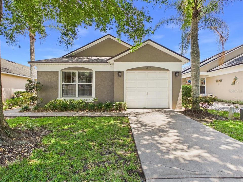 For Sale: $329,900 (3 beds, 2 baths, 1130 Square Feet)