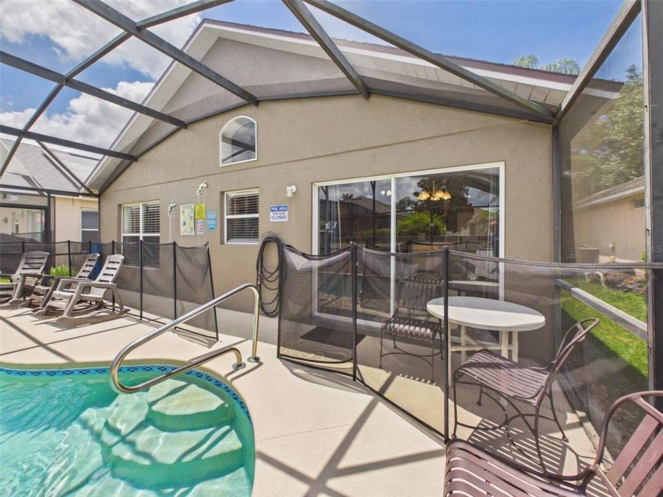 For Sale: $329,900 (3 beds, 2 baths, 1130 Square Feet)