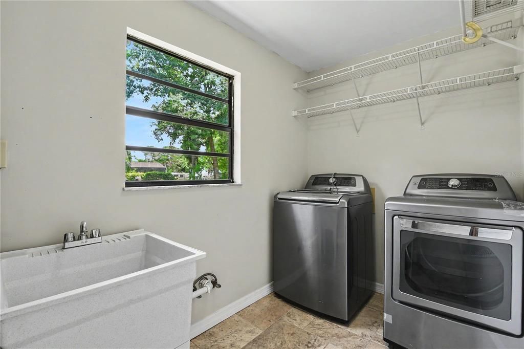 For Sale: $685,000 (4 beds, 3 baths, 2142 Square Feet)