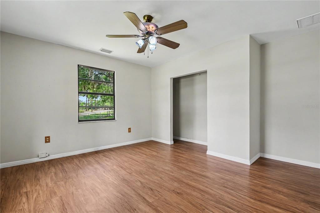 For Sale: $685,000 (4 beds, 3 baths, 2142 Square Feet)