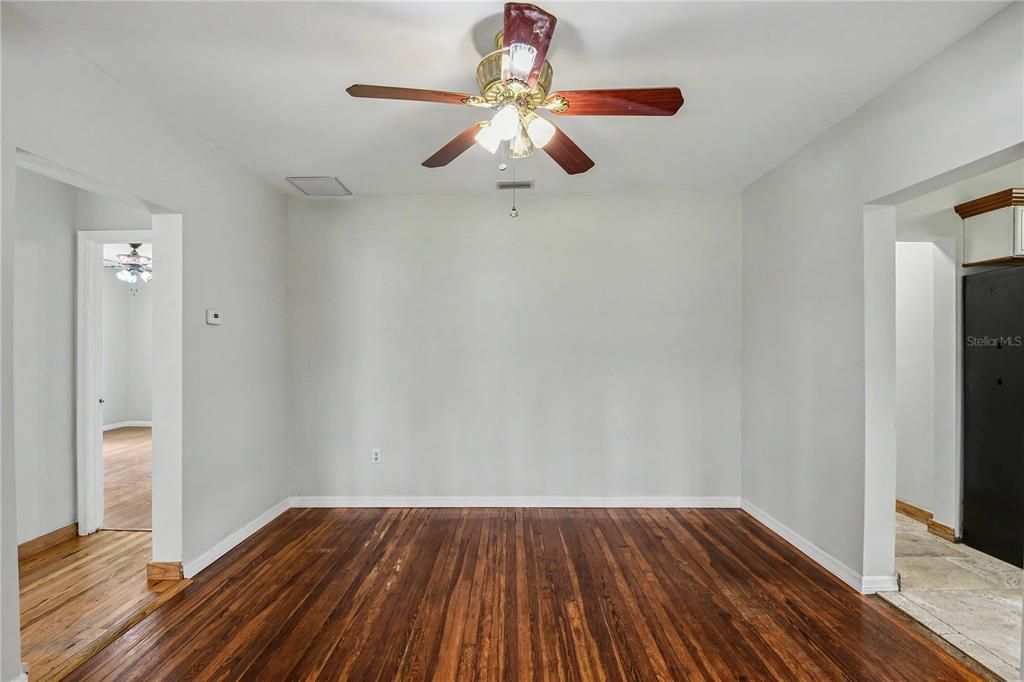 For Sale: $685,000 (4 beds, 3 baths, 2142 Square Feet)