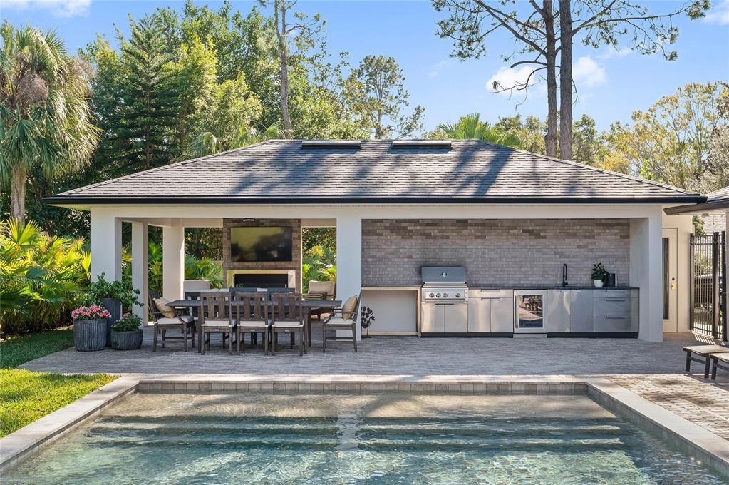 For Sale: $1,995,000 (4 beds, 3 baths, 3005 Square Feet)