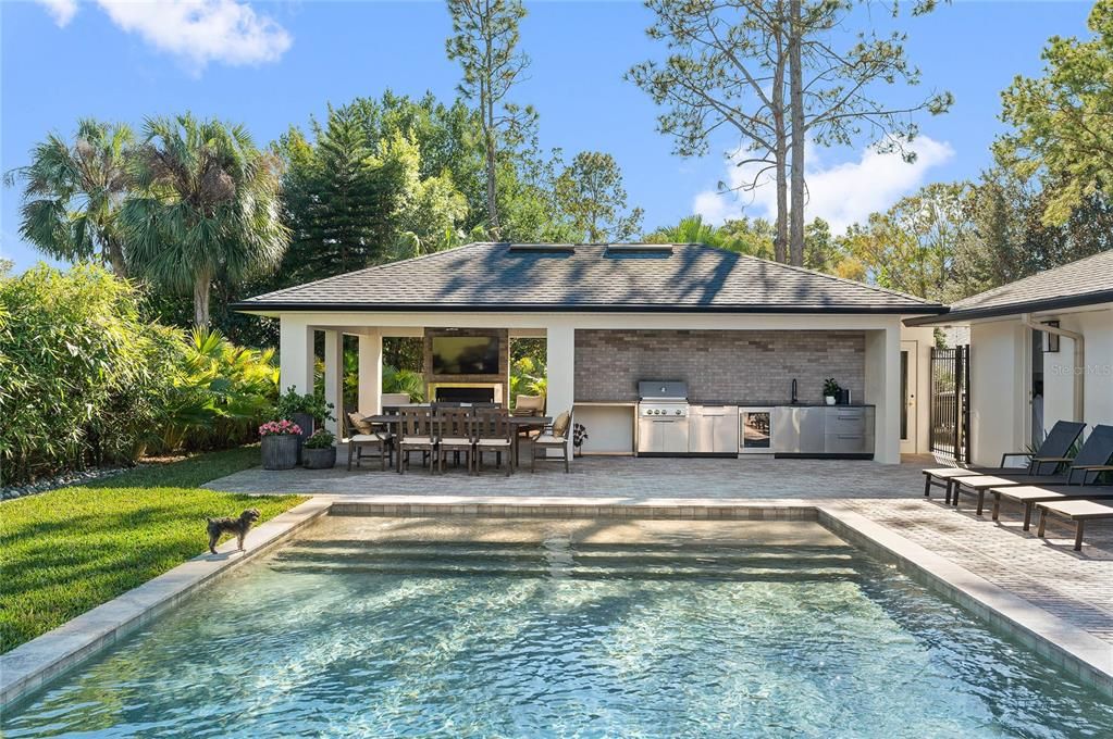 For Sale: $1,995,000 (4 beds, 3 baths, 3005 Square Feet)