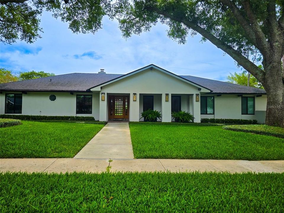 For Sale: $1,995,000 (4 beds, 3 baths, 3005 Square Feet)