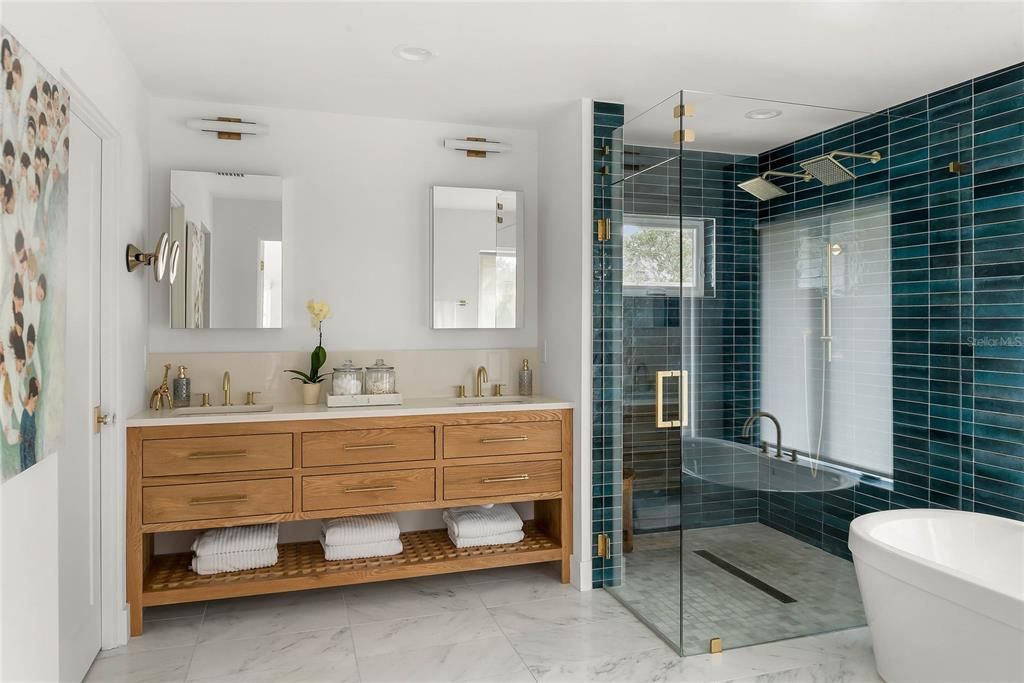 For Sale: $1,995,000 (4 beds, 3 baths, 3005 Square Feet)