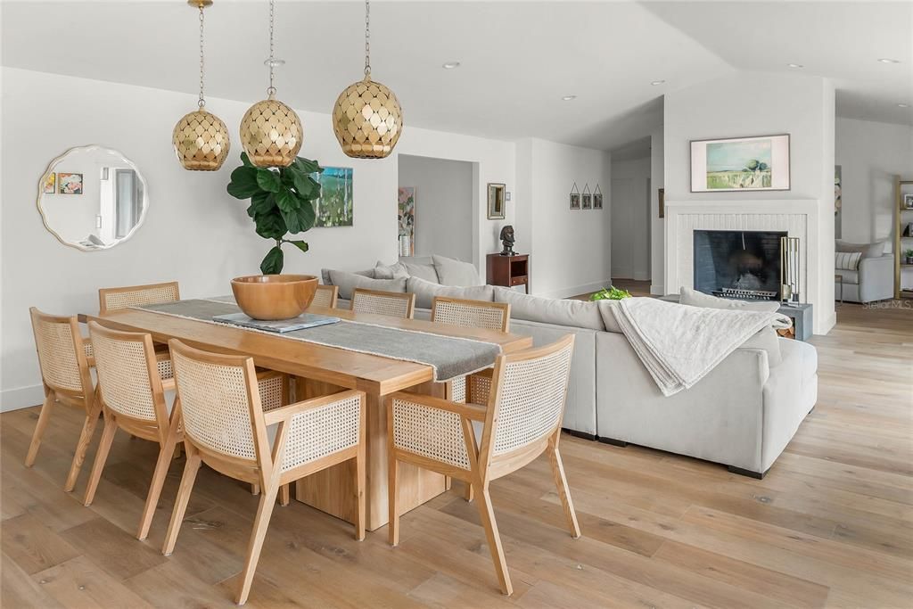 For Sale: $1,995,000 (4 beds, 3 baths, 3005 Square Feet)