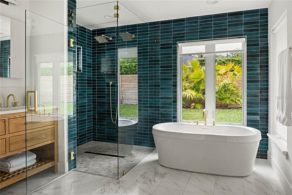 For Sale: $1,995,000 (4 beds, 3 baths, 3005 Square Feet)