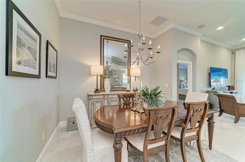 En Venta: $539,000 (3 camas, 2 baños, 2334 Pies cuadrados)