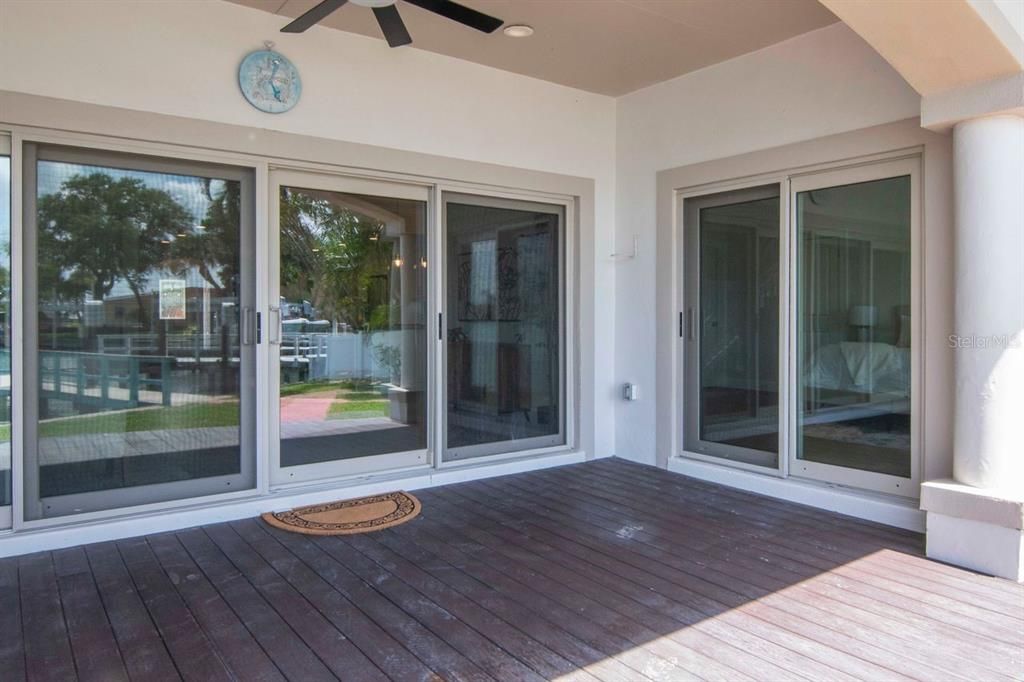 En Venta: $1,450,000 (3 camas, 4 baños, 2268 Pies cuadrados)