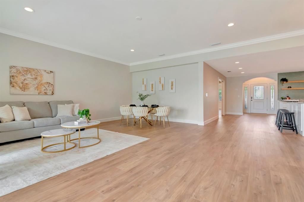 En Venta: $1,450,000 (3 camas, 4 baños, 2268 Pies cuadrados)