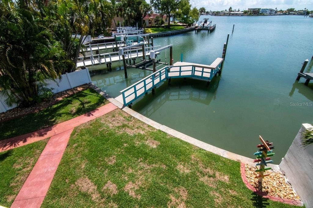 En Venta: $1,450,000 (3 camas, 4 baños, 2268 Pies cuadrados)
