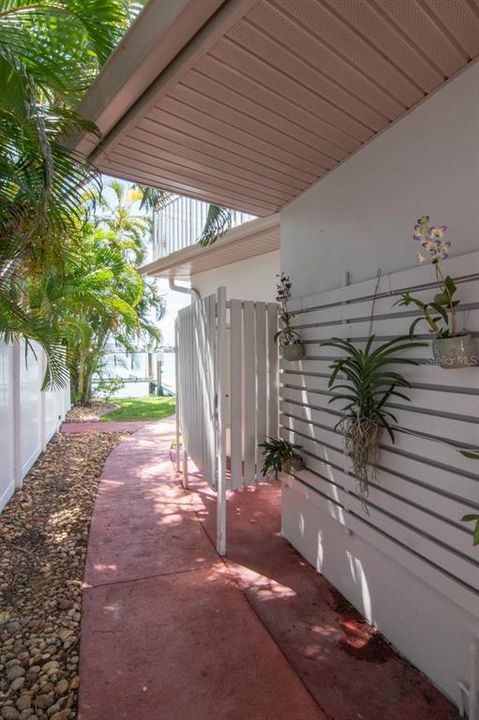 En Venta: $1,450,000 (3 camas, 4 baños, 2268 Pies cuadrados)