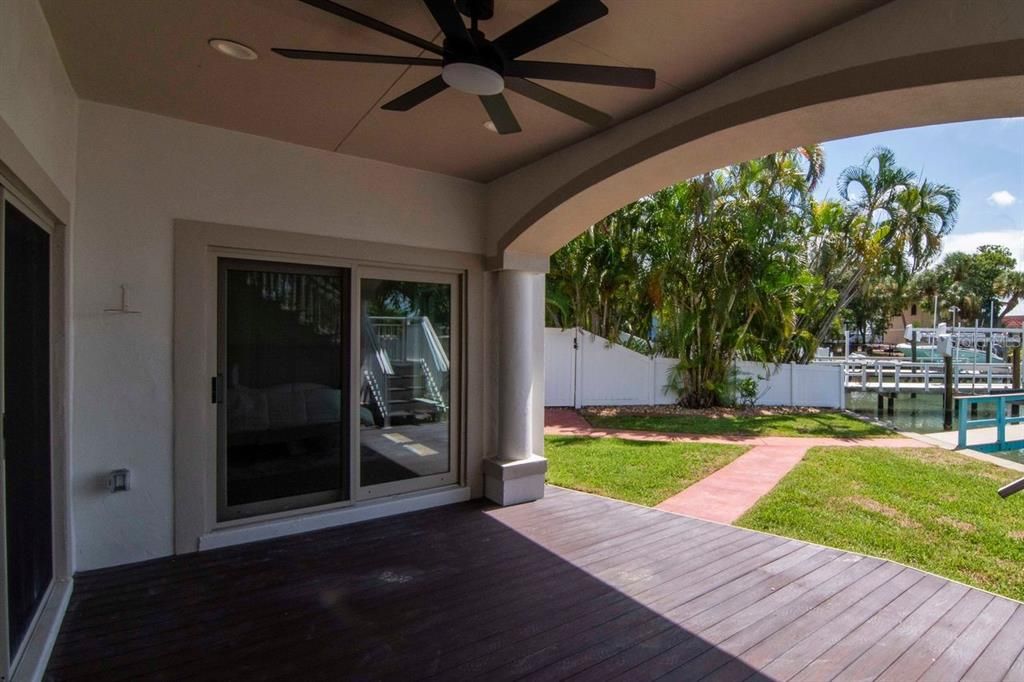 En Venta: $1,450,000 (3 camas, 4 baños, 2268 Pies cuadrados)