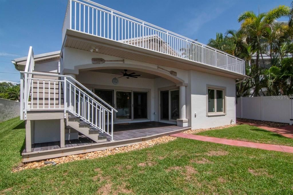 En Venta: $1,450,000 (3 camas, 4 baños, 2268 Pies cuadrados)