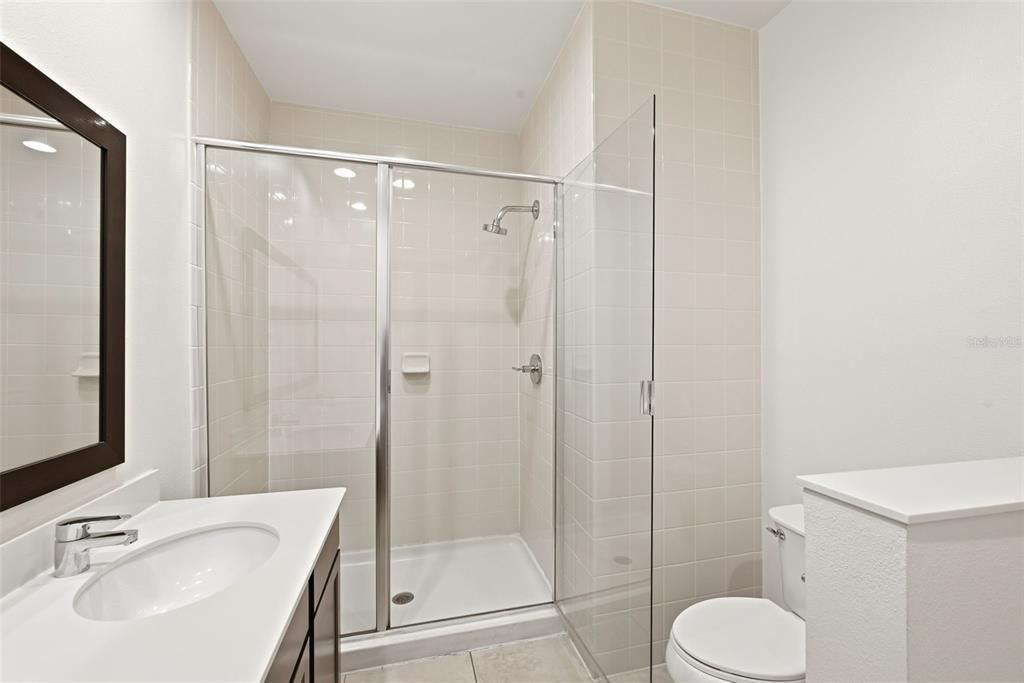 For Sale: $267,000 (2 beds, 2 baths, 1350 Square Feet)