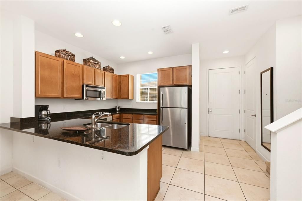 For Sale: $267,000 (2 beds, 2 baths, 1350 Square Feet)