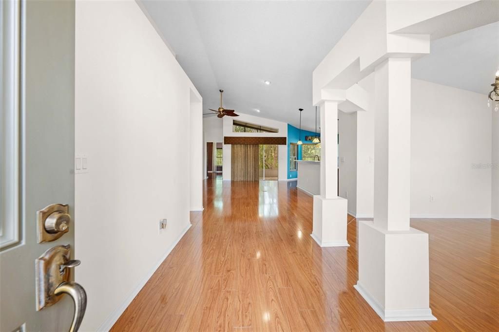 For Sale: $299,999 (3 beds, 2 baths, 1970 Square Feet)