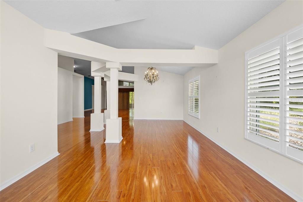 For Sale: $299,999 (3 beds, 2 baths, 1970 Square Feet)