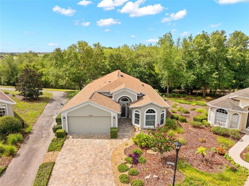 For Sale: $299,999 (3 beds, 2 baths, 1970 Square Feet)