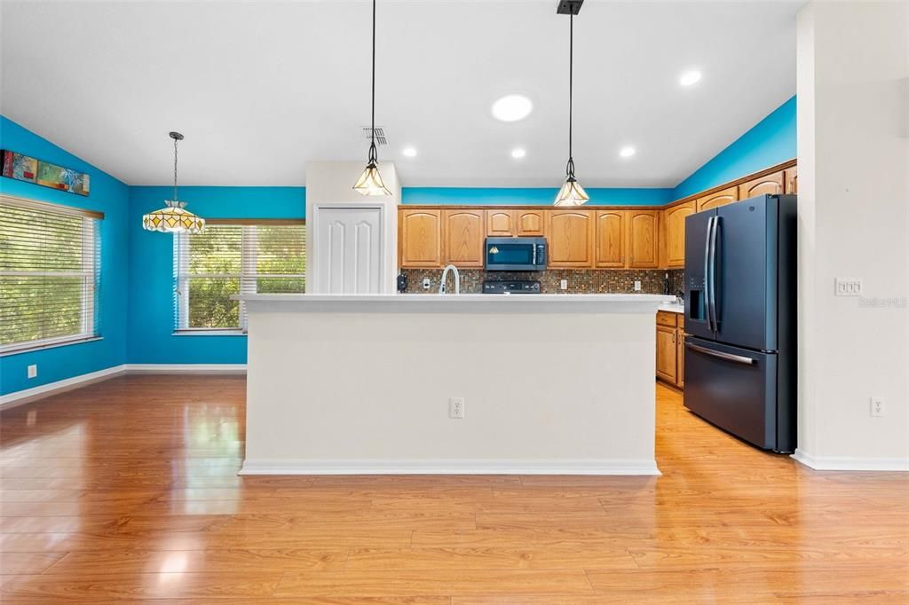 For Sale: $299,999 (3 beds, 2 baths, 1970 Square Feet)