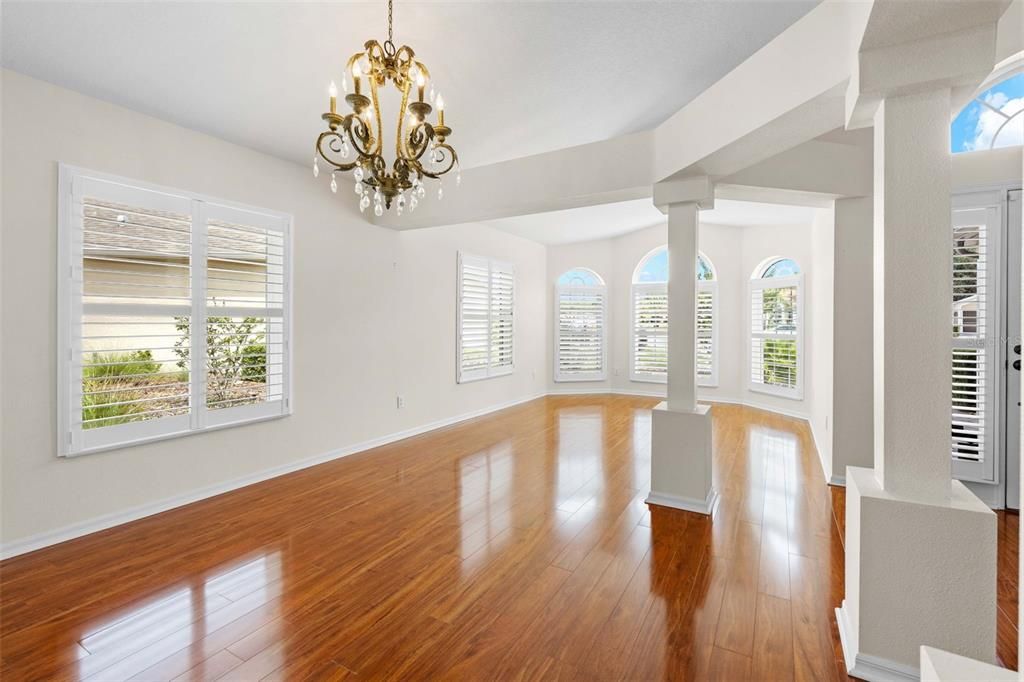 For Sale: $299,999 (3 beds, 2 baths, 1970 Square Feet)