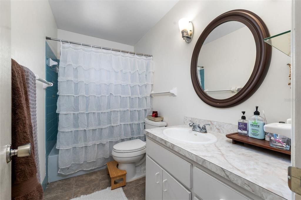 For Sale: $340,000 (4 beds, 2 baths, 1872 Square Feet)