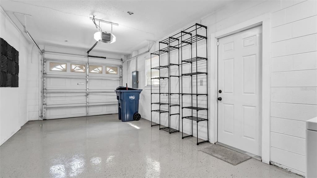 В аренду: $2,395 (3 спален, 2 ванн, 1698 Квадратных фут)