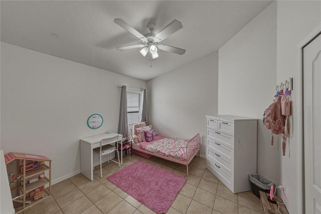 For Sale: $399,900 (4 beds, 2 baths, 1502 Square Feet)