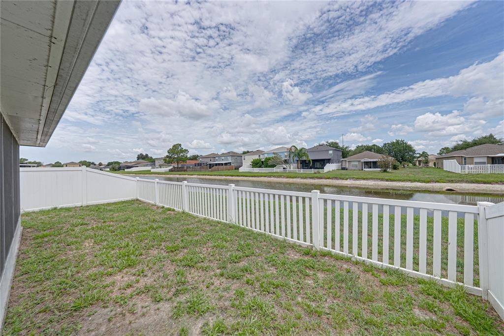 For Sale: $399,900 (4 beds, 2 baths, 1502 Square Feet)