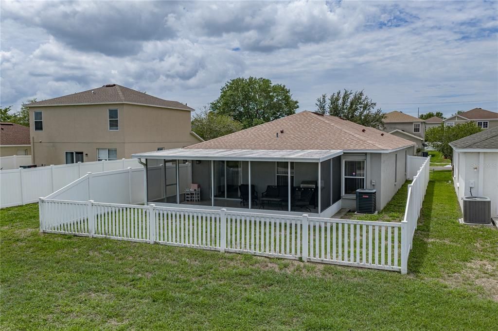 For Sale: $399,900 (4 beds, 2 baths, 1502 Square Feet)