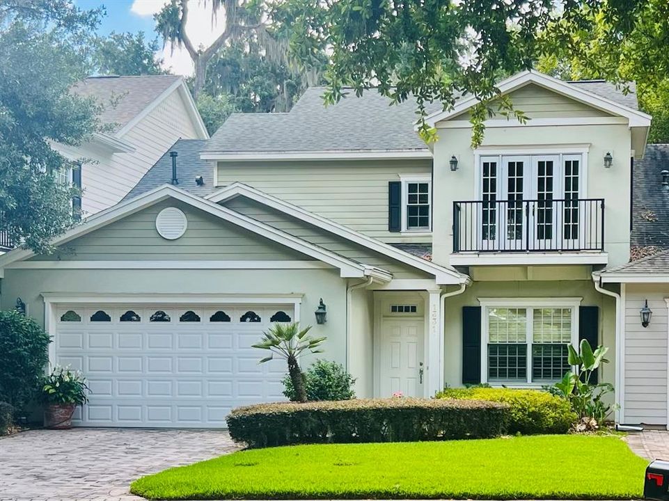 Vendido Recientemente: $920,000 (3 camas, 2 baños, 2337 Pies cuadrados)