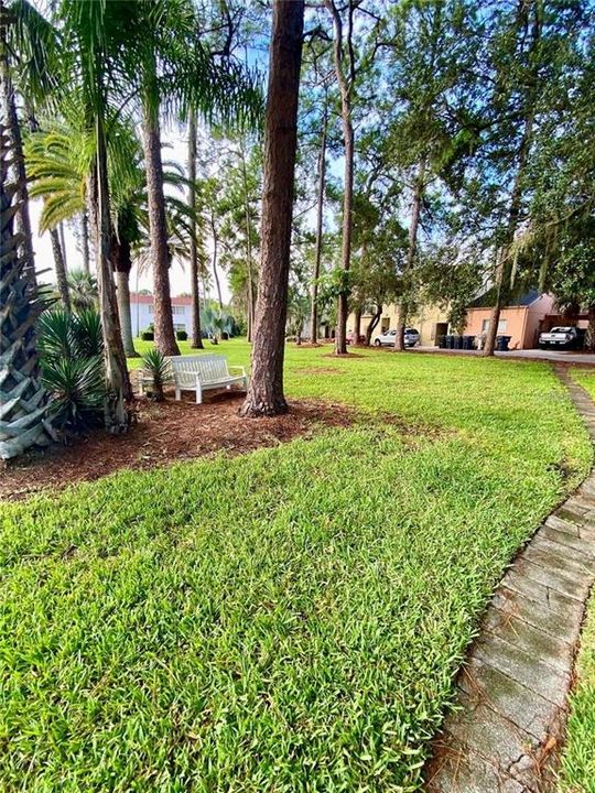 For Sale: $94,750 (2 beds, 2 baths, 1024 Square Feet)