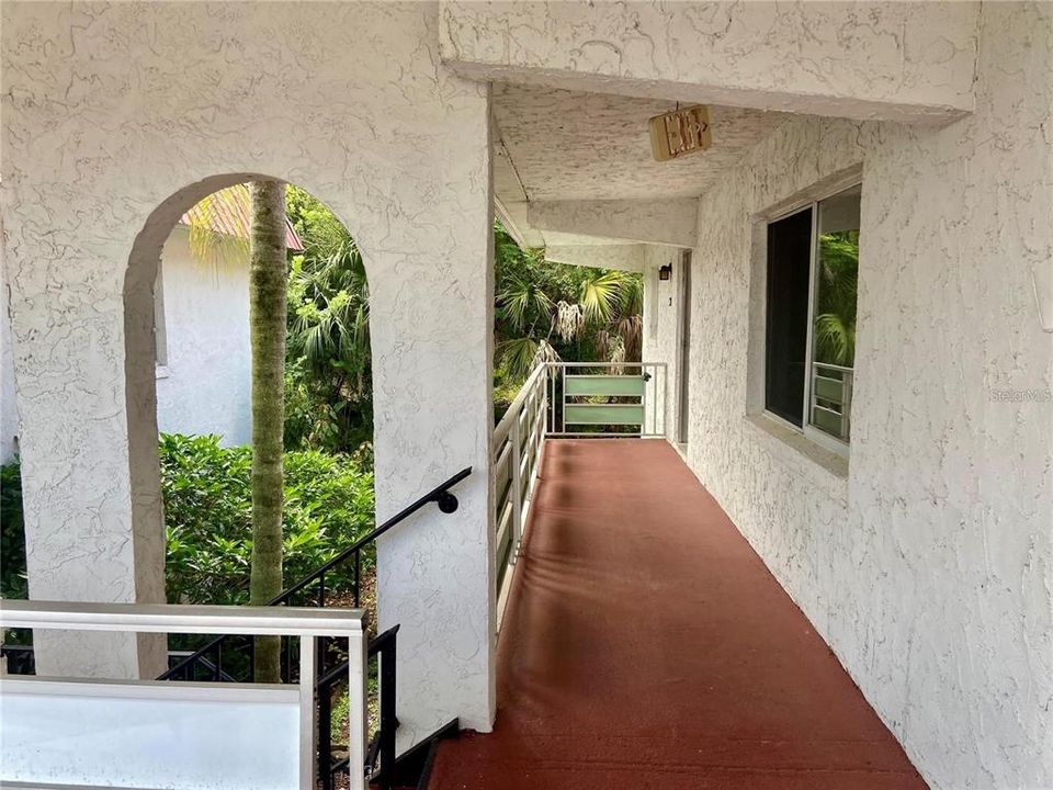 For Sale: $94,750 (2 beds, 2 baths, 1024 Square Feet)