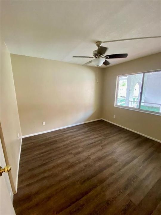 For Sale: $94,750 (2 beds, 2 baths, 1024 Square Feet)