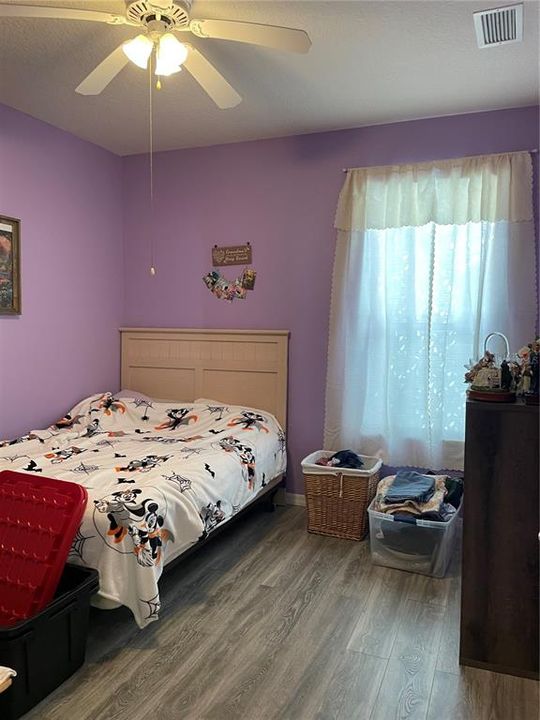 For Sale: $444,000 (4 beds, 3 baths, 2372 Square Feet)