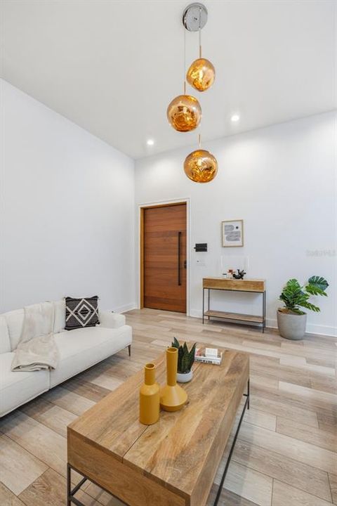 For Sale: $1,499,900 (5 beds, 4 baths, 3431 Square Feet)
