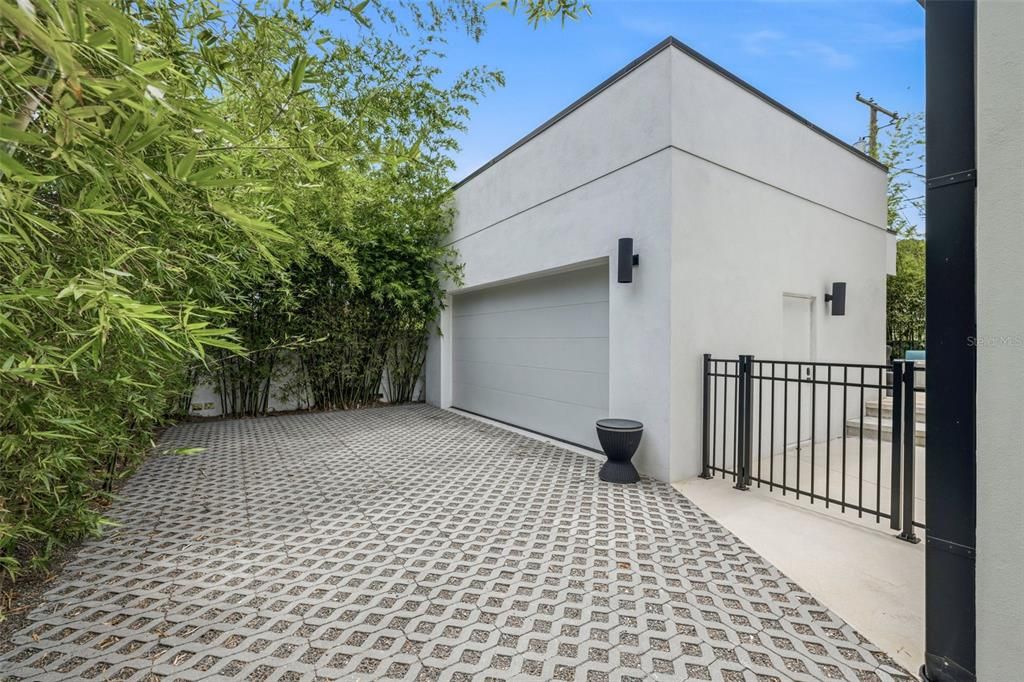 For Sale: $1,499,900 (5 beds, 4 baths, 3431 Square Feet)