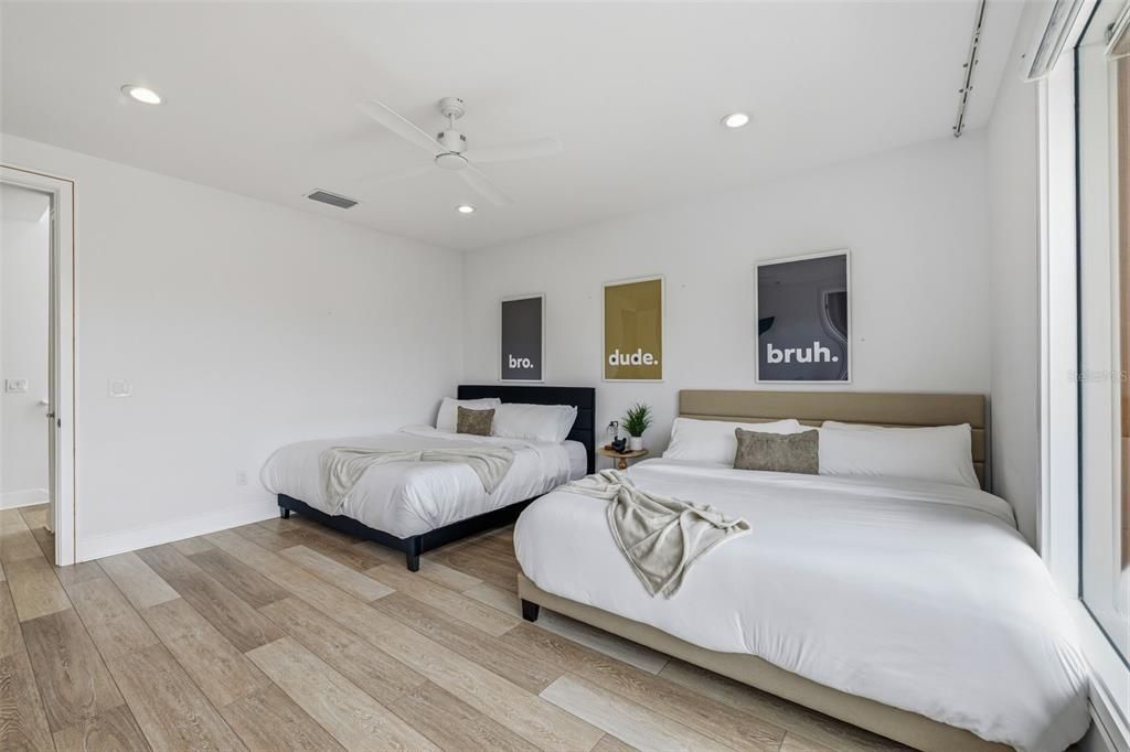 For Sale: $1,499,900 (5 beds, 4 baths, 3431 Square Feet)