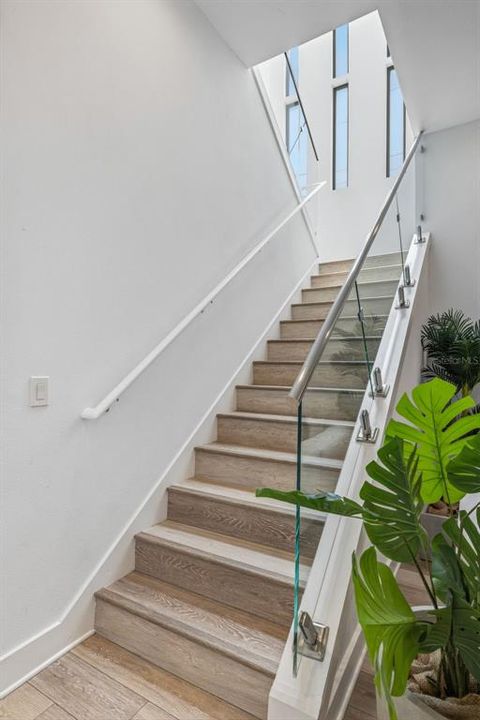 For Sale: $1,499,900 (5 beds, 4 baths, 3431 Square Feet)