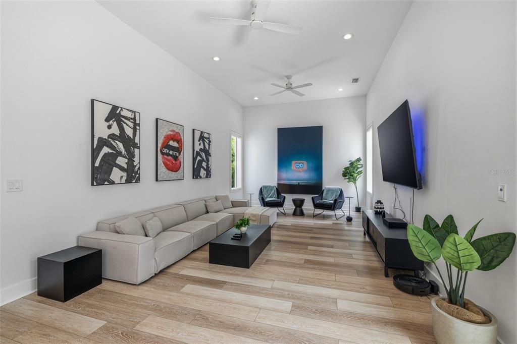 For Sale: $1,499,900 (5 beds, 4 baths, 3431 Square Feet)