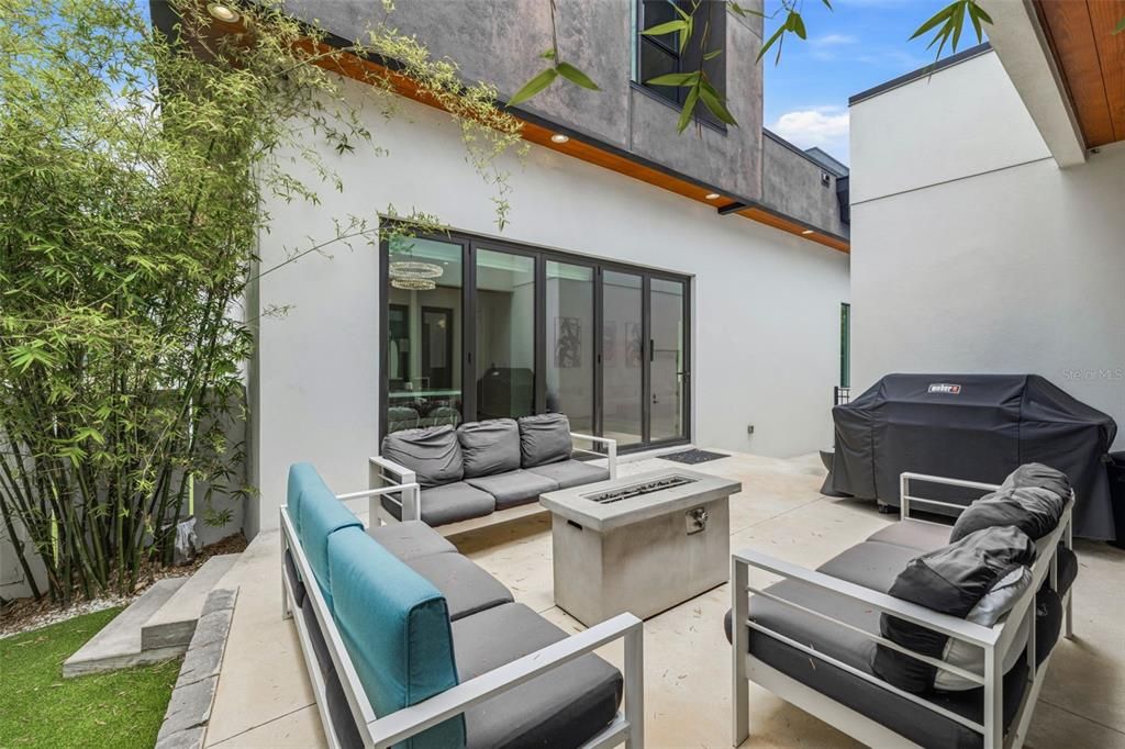 For Sale: $1,499,900 (5 beds, 4 baths, 3431 Square Feet)