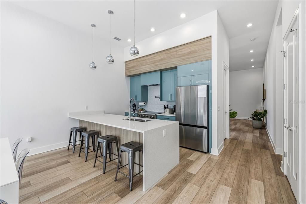 For Sale: $1,499,900 (5 beds, 4 baths, 3431 Square Feet)