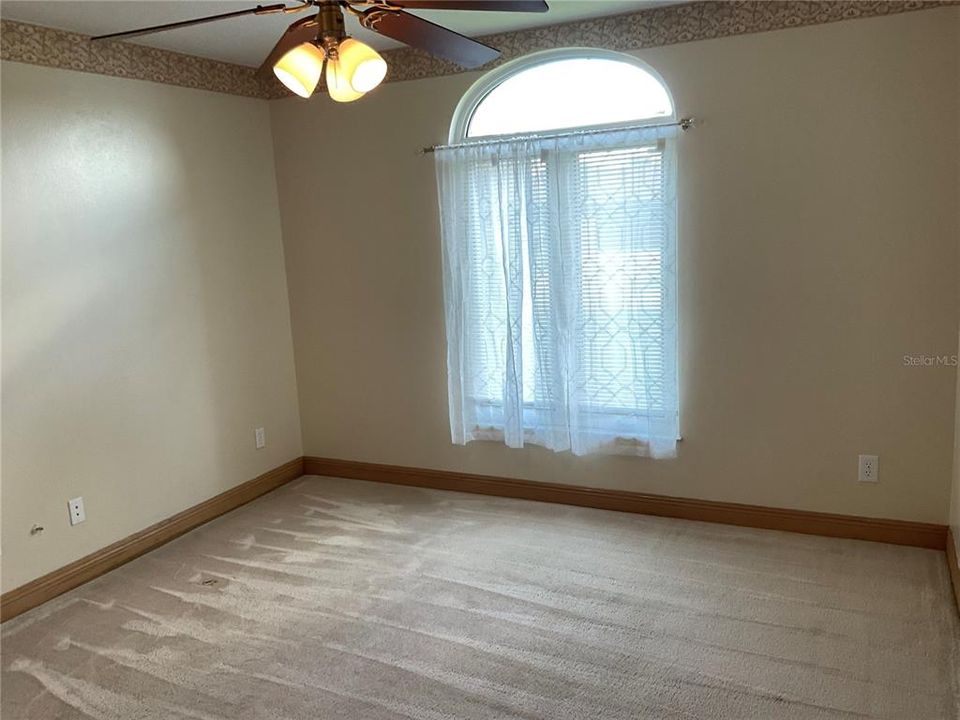 For Rent: $2,495 (3 beds, 3 baths, 2507 Square Feet)