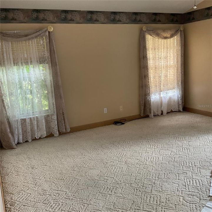 For Rent: $2,495 (3 beds, 3 baths, 2507 Square Feet)