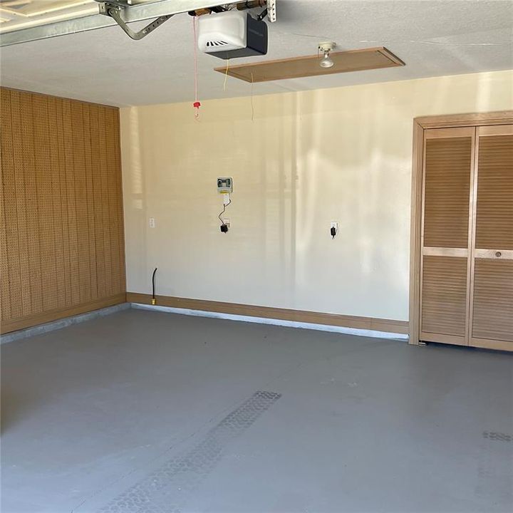 For Rent: $2,495 (3 beds, 3 baths, 2507 Square Feet)