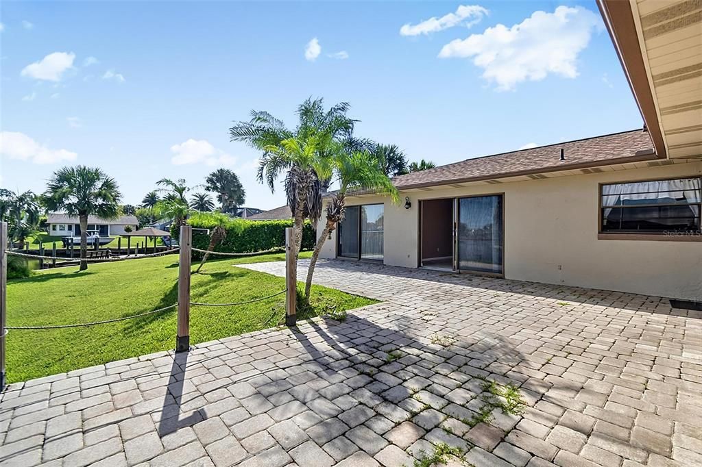 : $750,000 (3 beds, 2 baths, 2144 Square Feet)