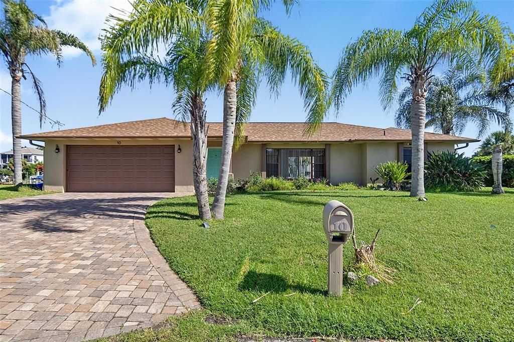 : $750,000 (3 beds, 2 baths, 2144 Square Feet)
