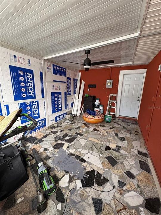 На продажу: $279,999 (4 спален, 3 ванн, 1421 Квадратных фут)