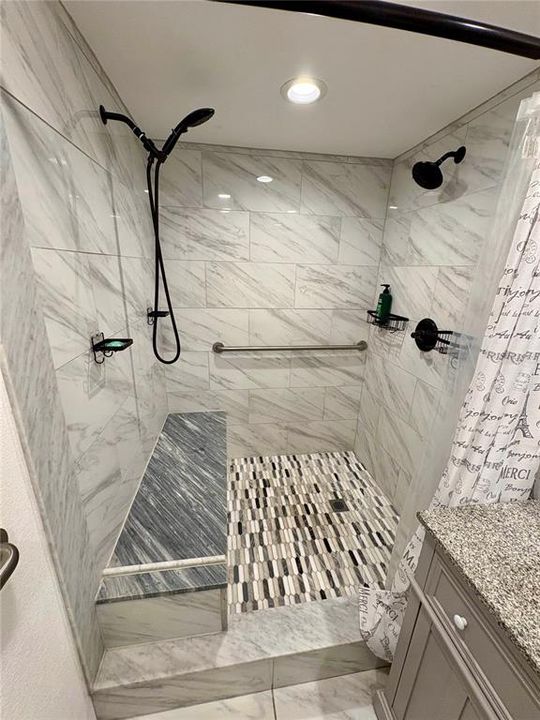 На продажу: $279,999 (4 спален, 3 ванн, 1421 Квадратных фут)